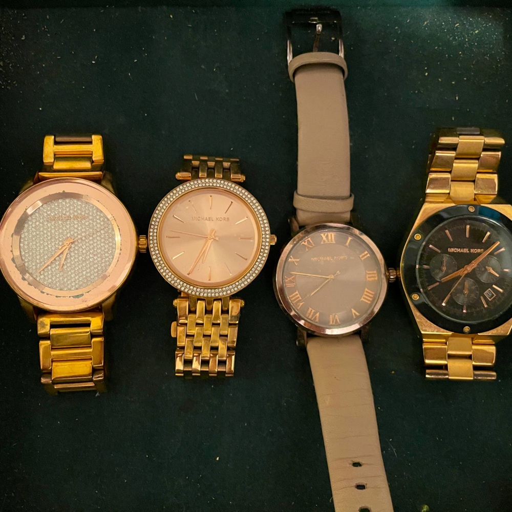 Various Women’s Watches